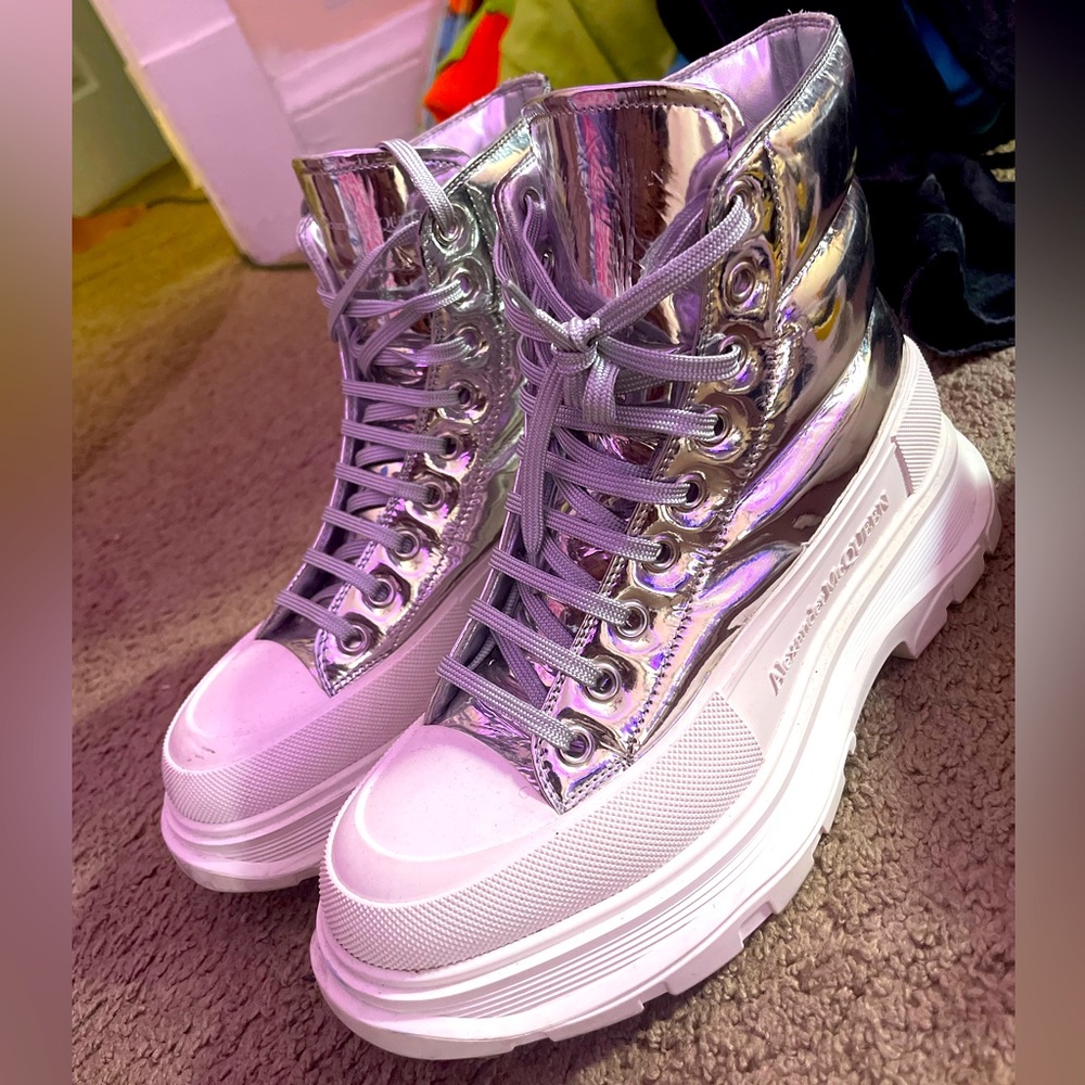 Alexander McQueen boot